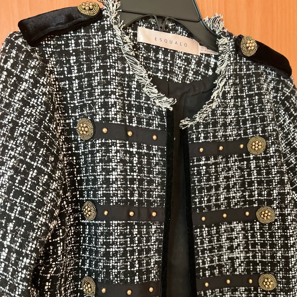 Cropped blazer